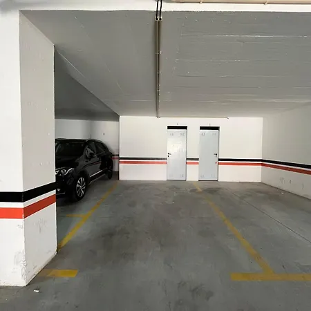 Boutique Living - Rooftop Pool & Sea Views 나자레