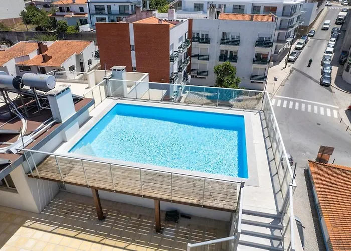 Boutique Living - Rooftop Pool & Sea Views 아파트 나자레