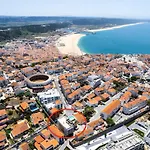 Boutique Living - Rooftop Pool & Sea Views Daire