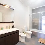 Daire Boutique Living - Rooftop Pool & Sea Views Nazaré