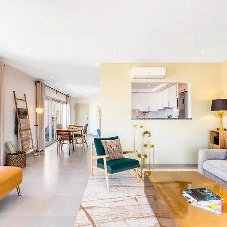 アパート Boutique Living - Rooftop Pool & Sea Views *