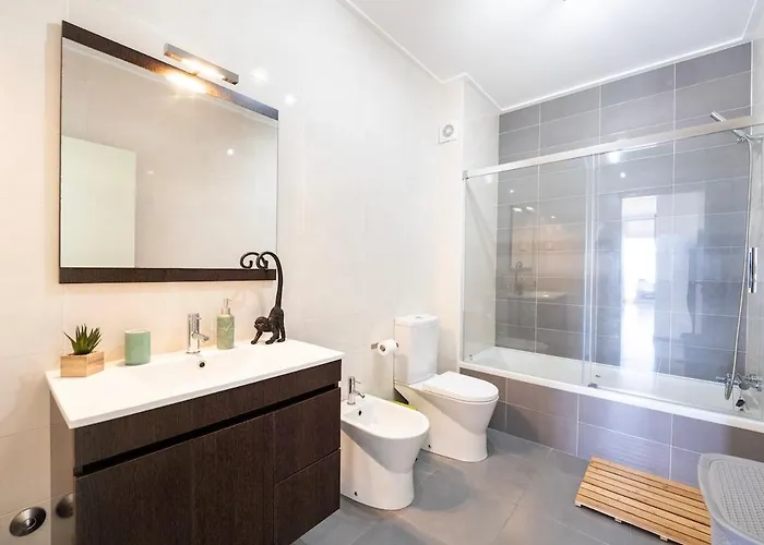 Apartment Boutique Living - Rooftop Pool & Sea Views Nazare