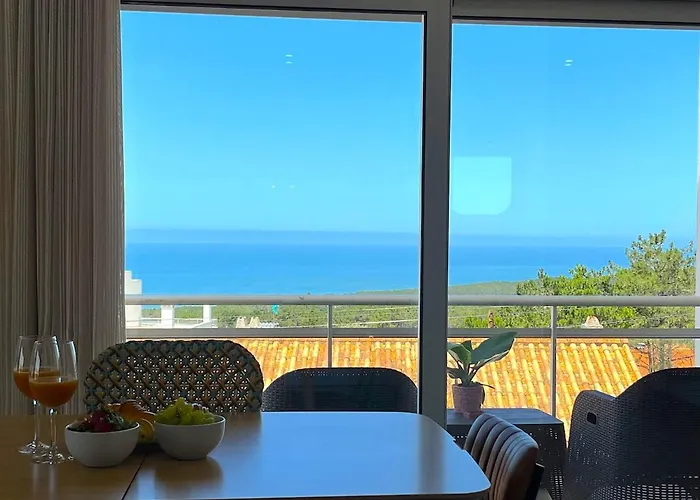 Boutique Living - Rooftop Pool & Sea Views Appartement