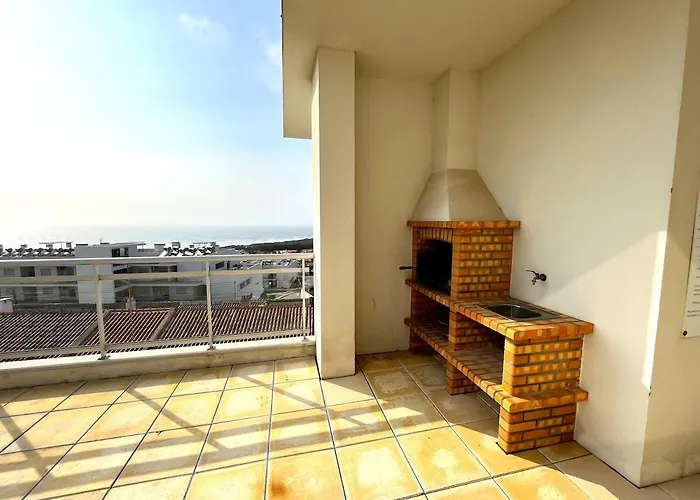 Boutique Living - Rooftop Pool & Sea Views Nazare