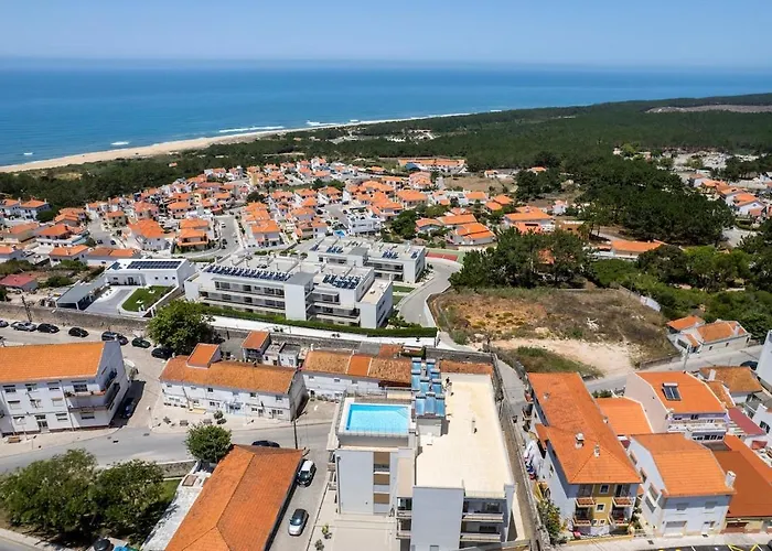 Boutique Living - Rooftop Pool & Sea Views Nazare